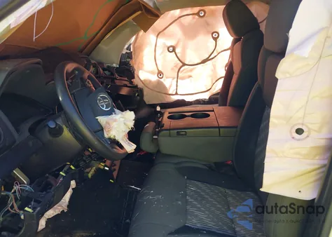 2019 Toyota Tundra Sr 5.7L V8 z USA, uszkodzony, nr VIN 5TFUY5F19KX801138